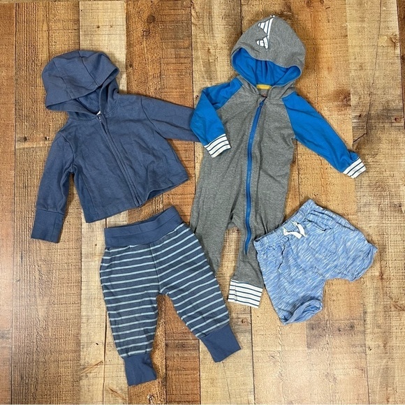 Cat & Jack Hanes 6-9 Months Outfit Bundle Casual Fall Winter Jacket Pants Shorts - Picture 1 of 11